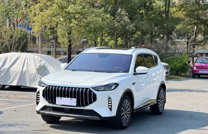 Jetour X70 PLUS 2023 из Китая