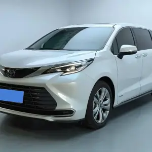 Toyota Sienna 2024 из Китая