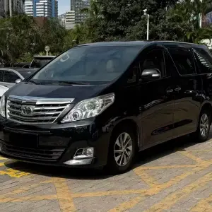 Toyota Alphard 2015 из Китая