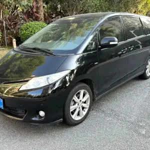 Toyota Previa 2011 из Китая
