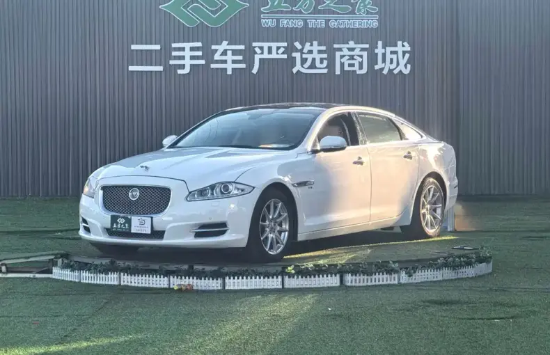 Jaguar XJ 2014 из Китая