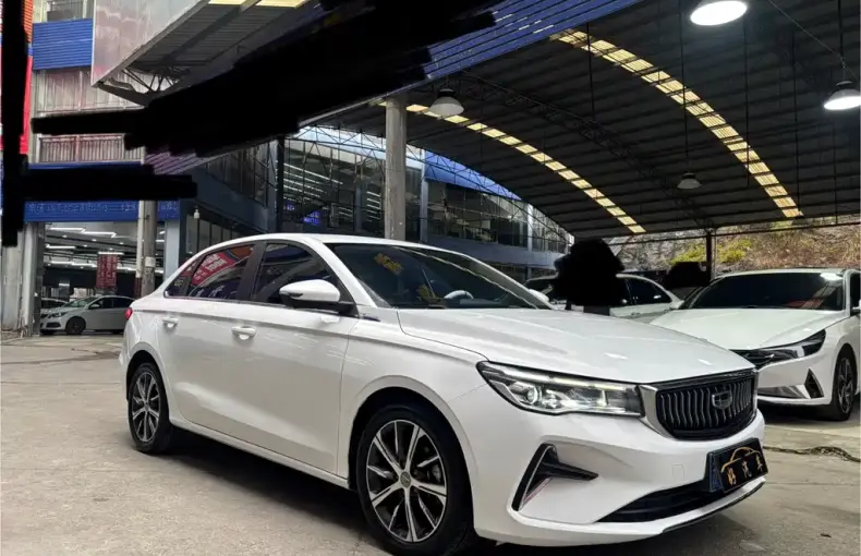 Geely Emgrand 2021 из Китая
