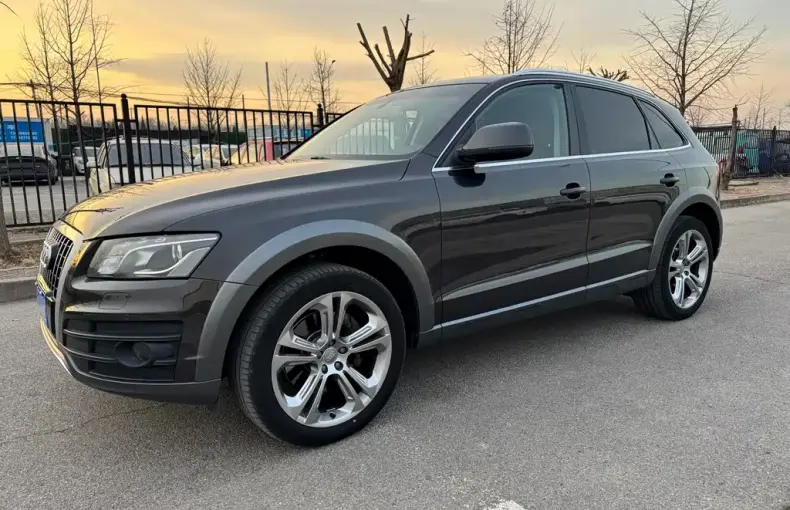 Audi Q5 (Import) 2012 из Китая