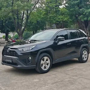 Toyota RAV4 2023 из Китая