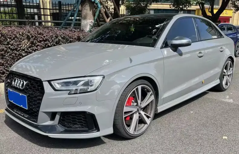 Audi RS 3 2018 из Китая