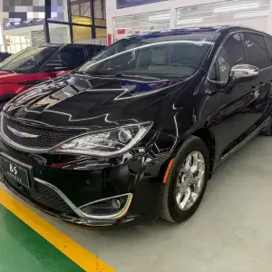 Chrysler Grand Voyager (Import) 2018 из Китая
