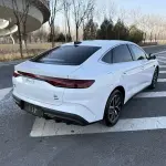BYD Qin L 2025 101 л.с. из Китая