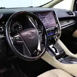 Toyota Alphard 2022 из Китая