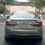 Lexus ES 2018 из Китая