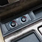Toyota Alphard 2023 117 л.с. — лот 57325292 из Китая