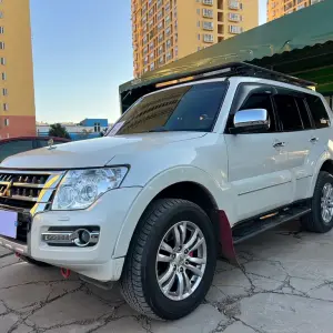 Mitsubishi Pajero (Import) 2020 лот 57517146 из Китая