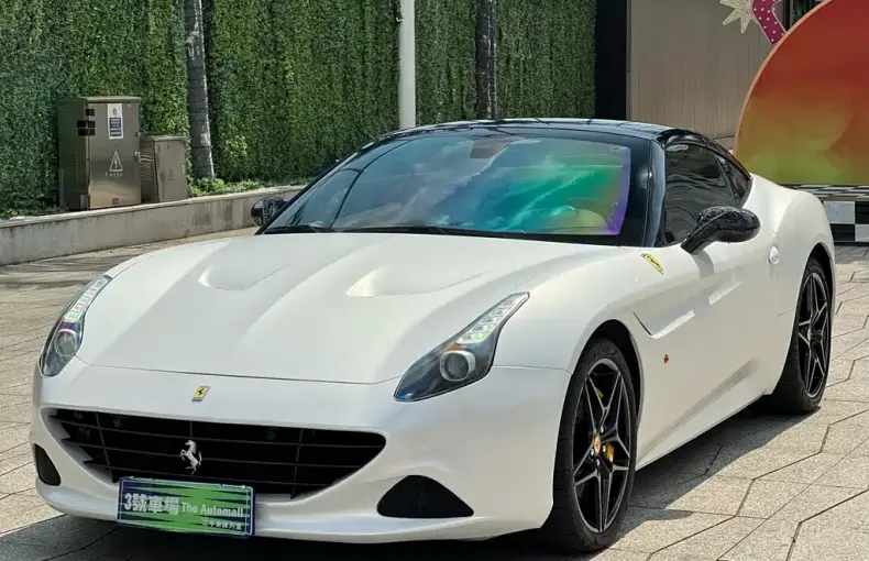 Ferrari California T 2016 из Китая