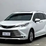 Toyota Sienna 2022 из Китая