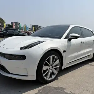 Zeekr 001 2022 из Китая