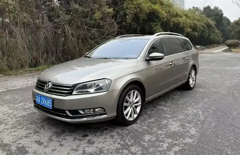 Volkswagen Magotan (Import) 2015 из Китая