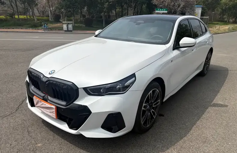 BMW 5 Series 2025 из Китая