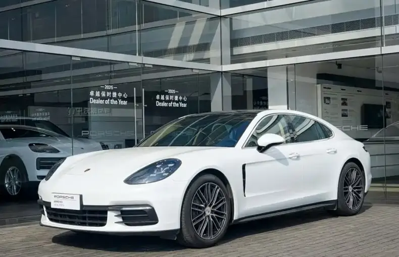 Porsche Panamera 2018 из Китая