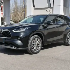 Toyota Highlander 2024 из Китая