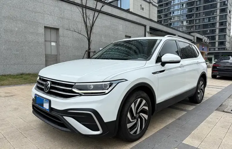 Volkswagen Tiguan L 2023 из Китая