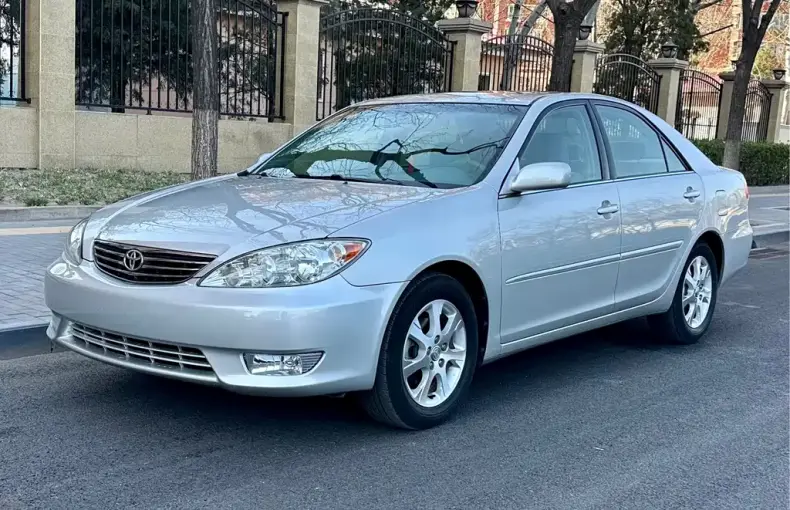 Toyota Camry 2005 из Китая