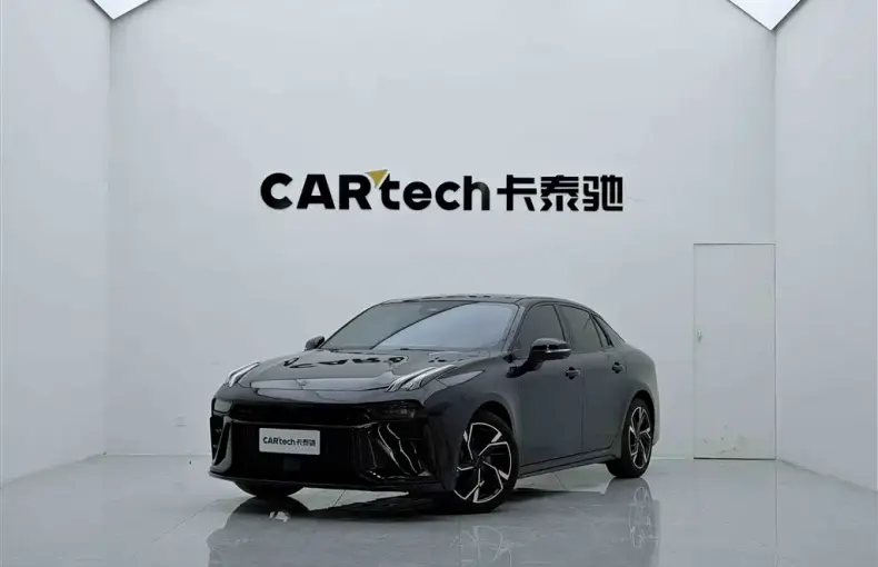 Lynk & Co 03 2023 из Китая
