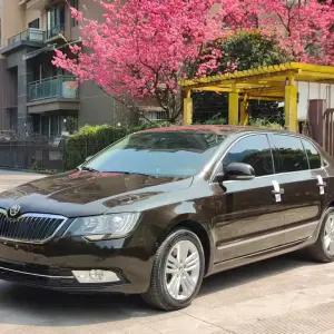 Skoda Superb 2013 из Китая