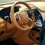 Aston Martin DBX 2021 из Китая