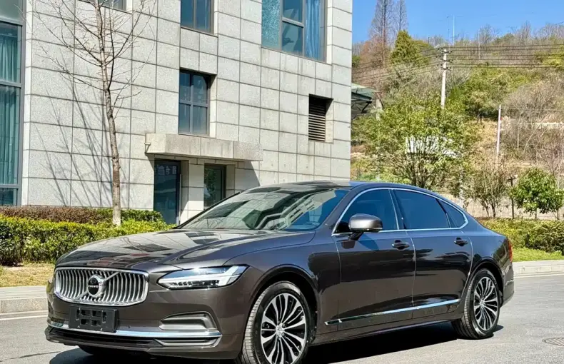 Volvo S90 2024 из Китая