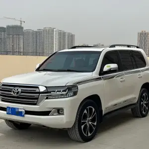 Toyota Land Cruiser 2012 из Китая