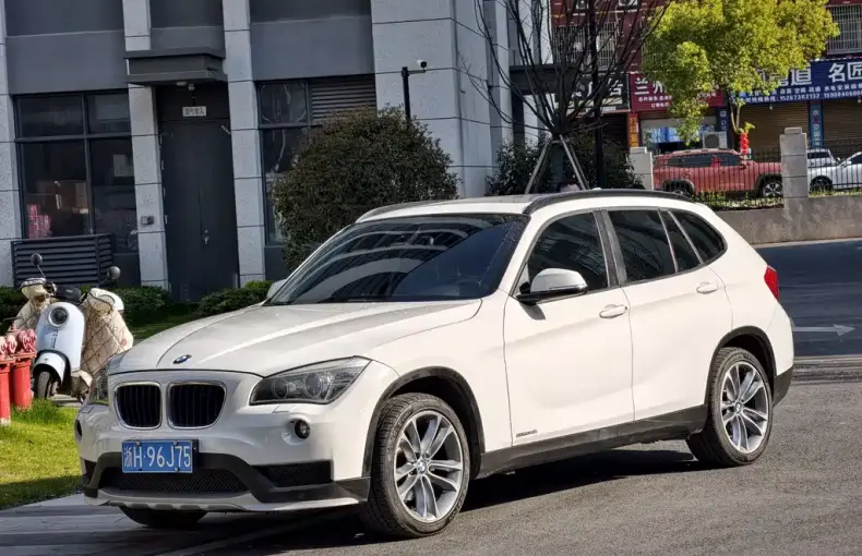 BMW X1 2016 из Китая