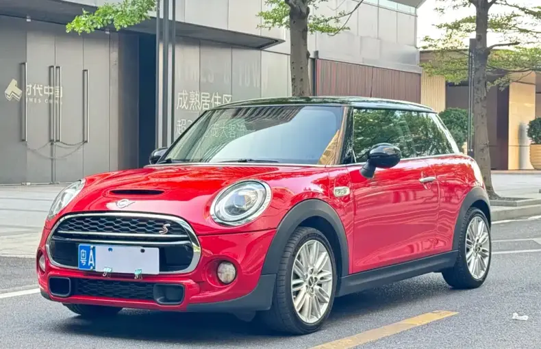 MINI Mini 2019 из Китая