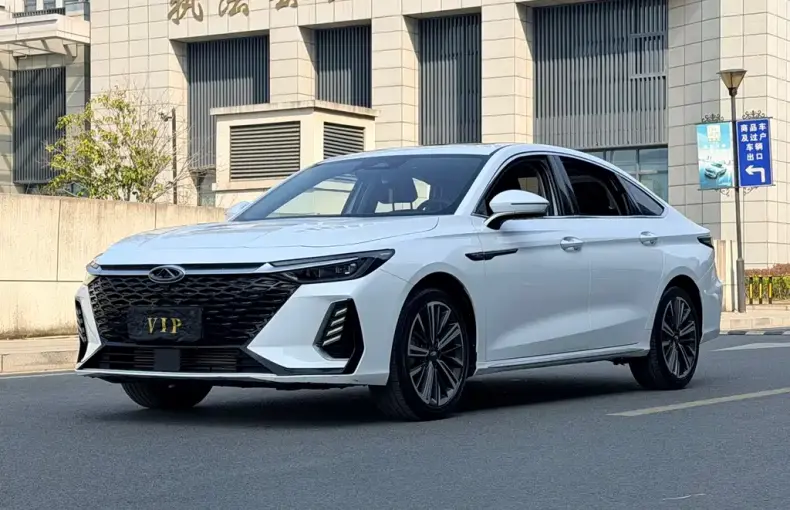 Chery Arrizo 8 2024 из Китая