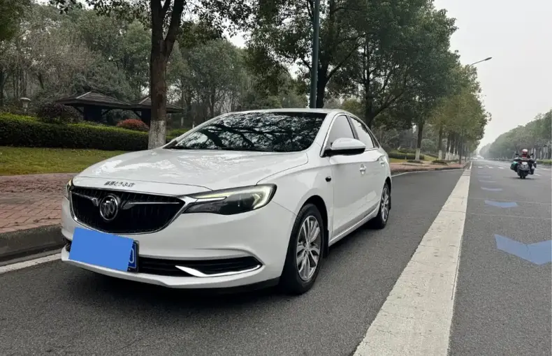 Buick Excelle 2019 из Китая