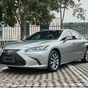 Lexus ES 2021 из Китая