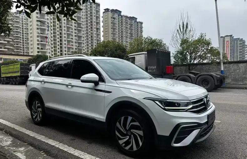 Volkswagen Tiguan L 2023 из Китая