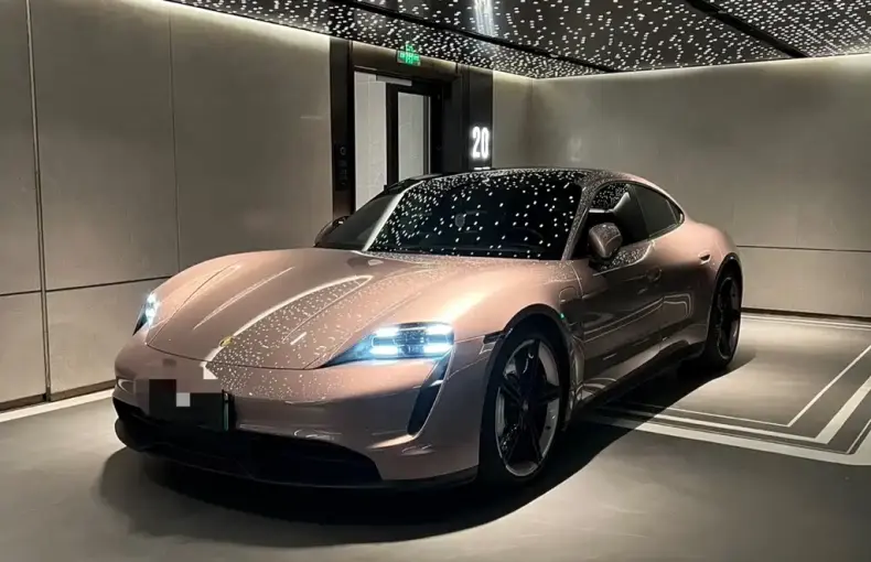 Porsche Taycan 2023 из Китая