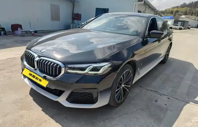 BMW 5 Series 2023 из Китая