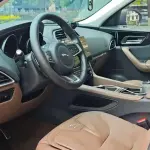 Jaguar F-PACE 2017 из Китая