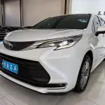 Toyota Sienna 2023 из Китая