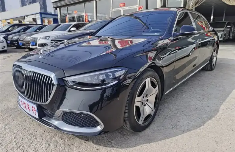 Mercedes-Benz S-Class 2024 из Китая