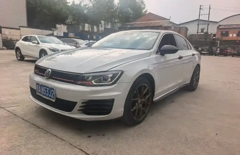 Volkswagen Lamando 2016 из Китая