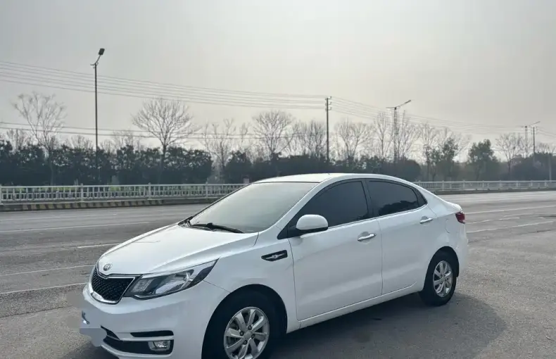Kia K2 2016 из Китая