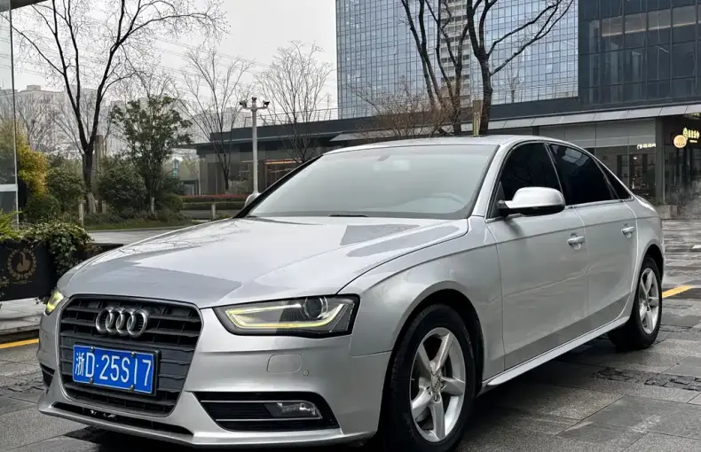 Audi A4L 2015 из Китая