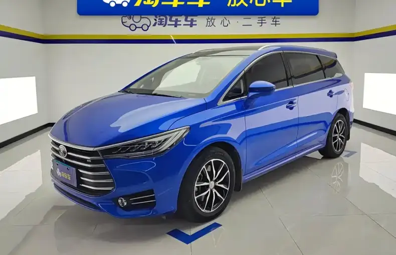 BYD MAX 2018 из Китая