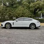 Porsche Panamera Hybrid 2022 из Китая