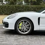 Porsche Panamera Hybrid 2022 из Китая