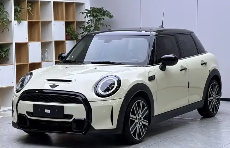 MINI Mini 2022 из Китая