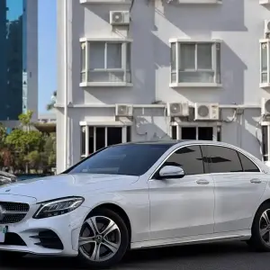 Mercedes-Benz C-Class 2021 из Китая