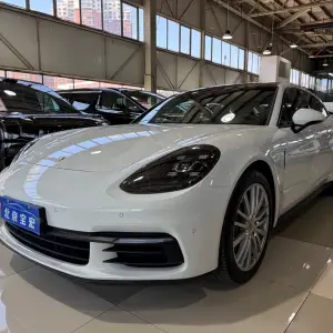Porsche Panamera 2018 из Китая