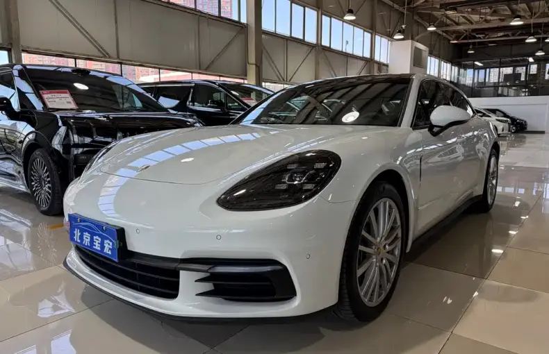 Porsche Panamera 2018 из Китая